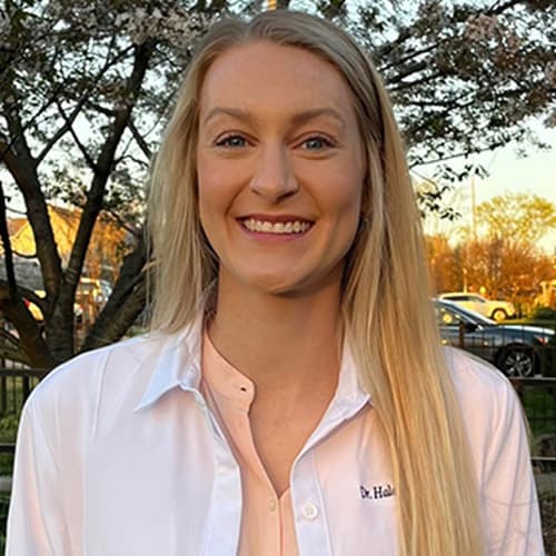 Dr. Haley McMullen, Parrish Veterinarian