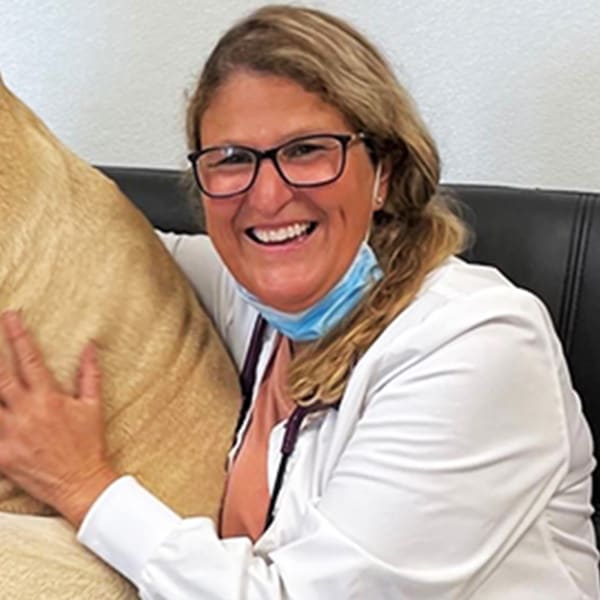 Dr. Sarah Madaio, Parrish Veterinarian